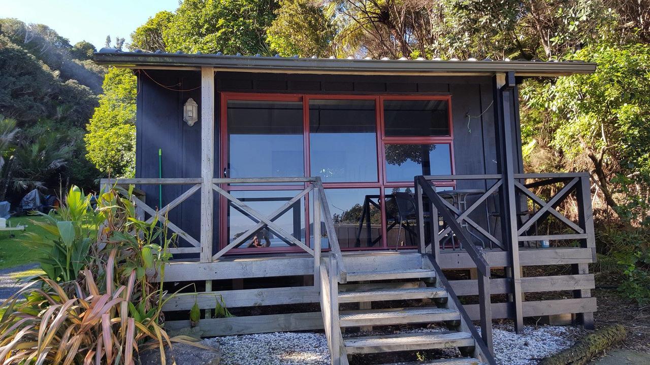 Long Bay Motor Camp Hotel Coromandel Exterior photo